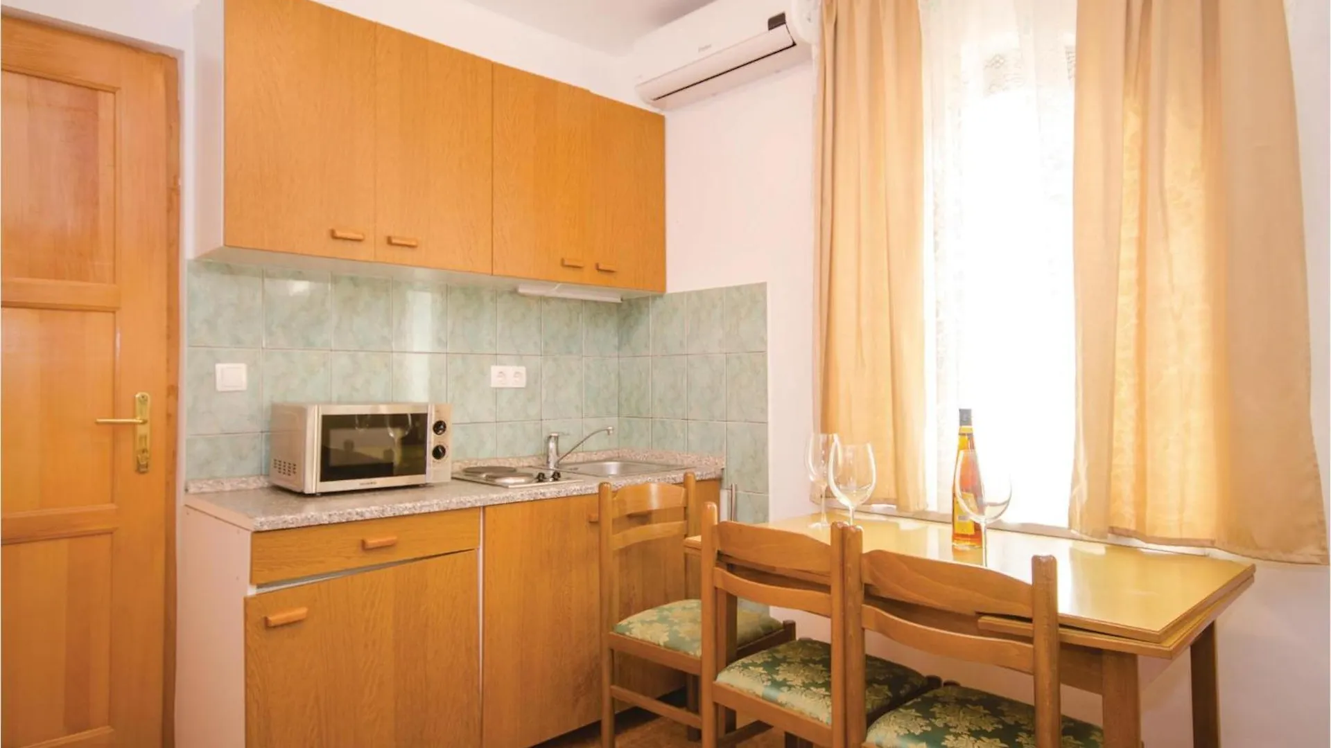 Lovely Apartment In Okrug Gornji With Wifi  Trogir